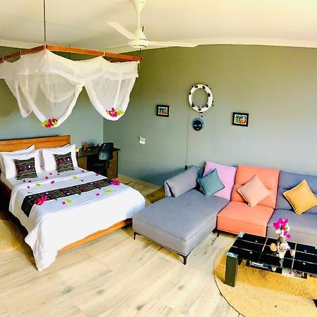 مبيت وإفطار Uroa Getaway المظهر الخارجي الصورة