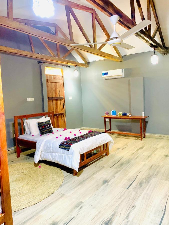 مبيت وإفطار Uroa Getaway المظهر الخارجي الصورة